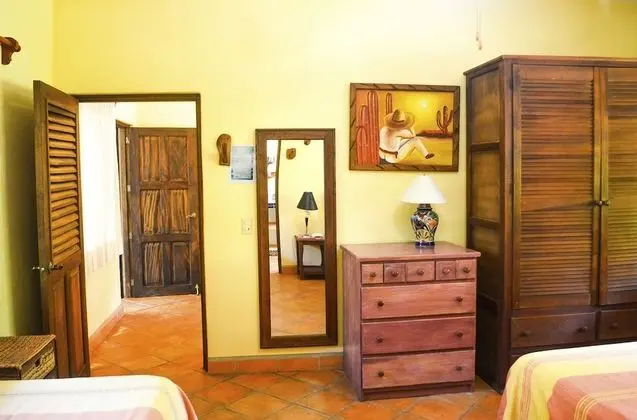 One Bedroom Apartment/ Rosas