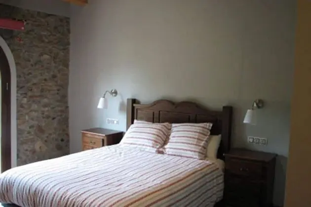 Tek Büyük Yataklı Oda, 1 Çift Kişilik Yatak