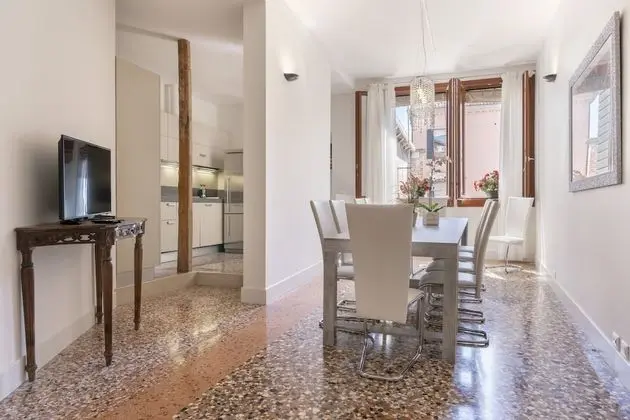 Deluxe Apart Daire, 2 Yatak Odası (Check-in online)