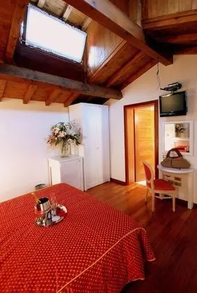 Tek Büyük veya İki Ayrı Yataklı Oda, Özel Banyo