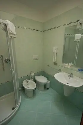Tek Büyük veya İki Ayrı Yataklı Oda, Özel Banyo
