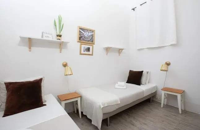 Economy Tek Büyük Yataklı Oda, Ortak Banyo