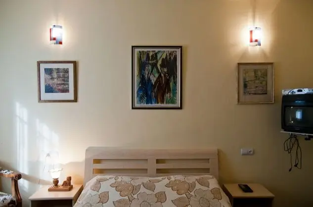 Comfort Tek Büyük veya İki Ayrı Yataklı Oda