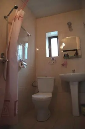 Comfort Tek Büyük veya İki Ayrı Yataklı Oda