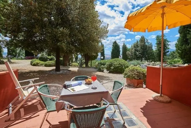 Junior Oda, Teras, Havuz Kenarı