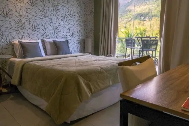 Suite Paris com varanda