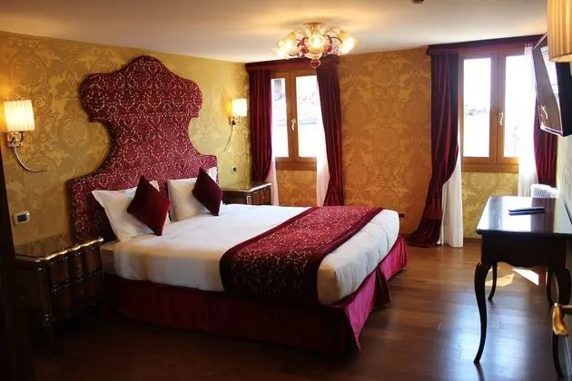 Superior Tek Büyük veya İki Ayrı Yataklı Oda, 1 Yatak Odası