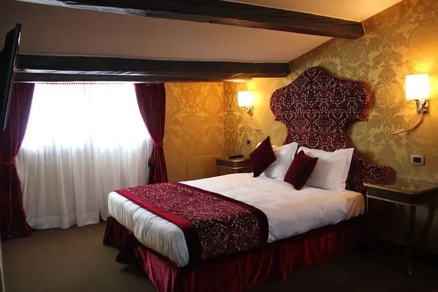 Superior Tek Büyük veya İki Ayrı Yataklı Oda, 1 Yatak Odası