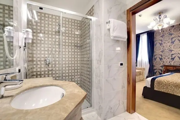 Superior Tek Büyük veya İki Ayrı Yataklı Oda, 1 Yatak Odası