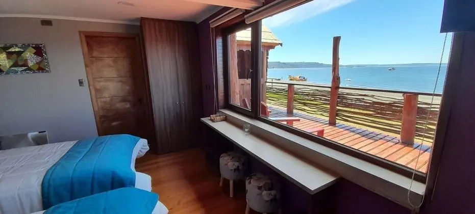 Üç Kişilik Oda