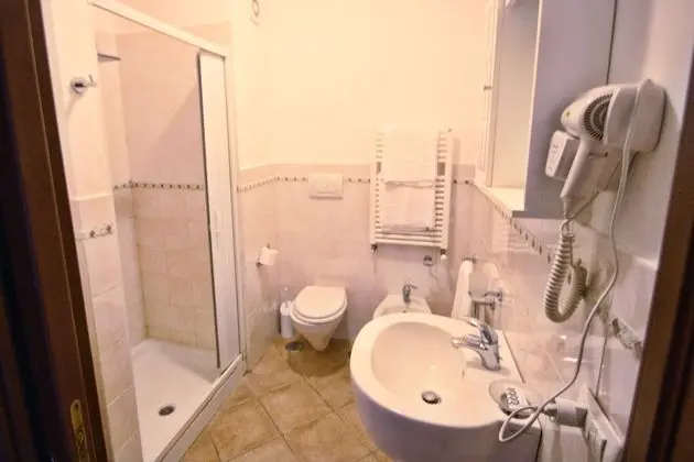 Dört Kişilik Oda, Balkon, Deniz Manzaralı