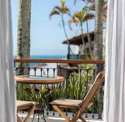 Junior Süit, 1 Büyük (Queen) Boy Yatak, Balkon, Okyanus Manzaralı