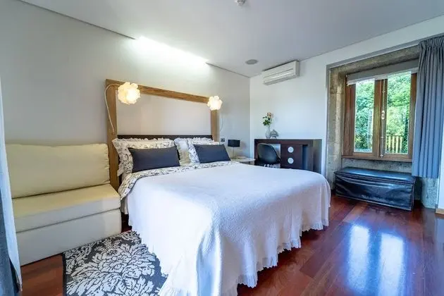 Kır Evi, 2 Yatak Odası, Teras, Havuz Manzaralı