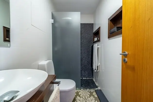 Kır Evi, 2 Yatak Odası, Teras, Havuz Manzaralı