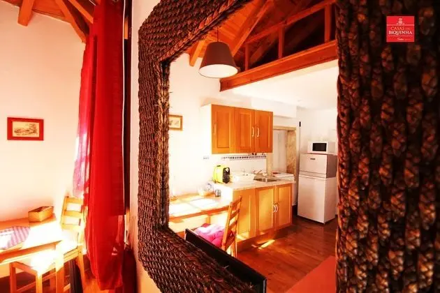 Superior Stüdyo (Rua da Biquinha 18)