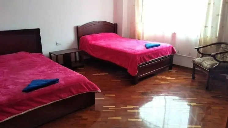 Ev, 5 Yatak Odası, Sigara İçilebilir, Teras