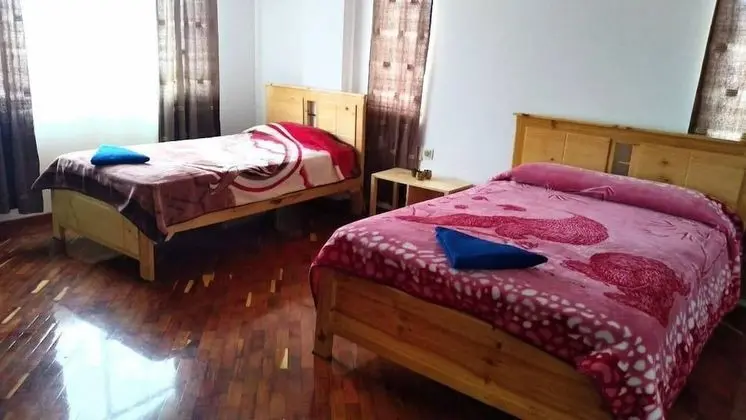 Ev, 5 Yatak Odası, Sigara İçilebilir, Teras