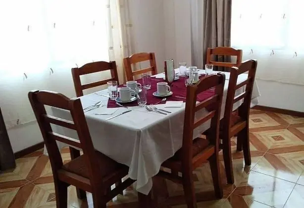 Ev, 5 Yatak Odası, Sigara İçilebilir, Teras