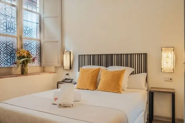 Tek Büyük Yataklı Oda, Zemin Kat