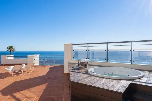 Luxury Çatı Katı Süiti (Penthouse)