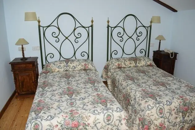 Traditional Üç Kişilik Oda