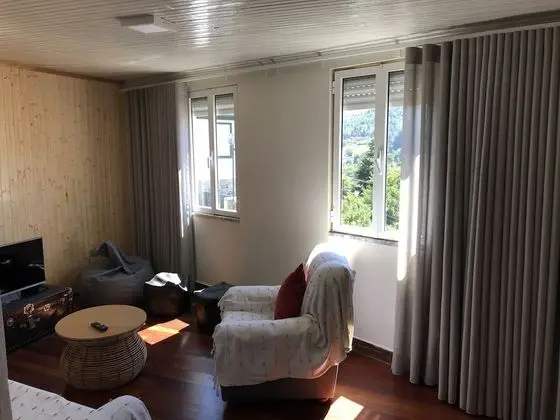 Ev, 3 Yatak Odası (Travessa do Castelinho)