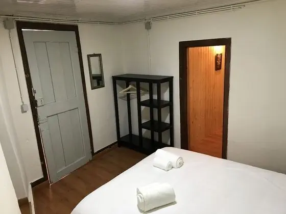 Ev, 3 Yatak Odası (Travessa do Castelinho)