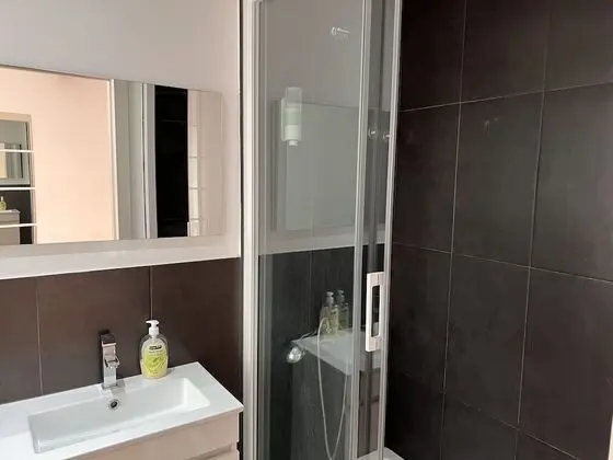 Standard Apart Daire, Balkon