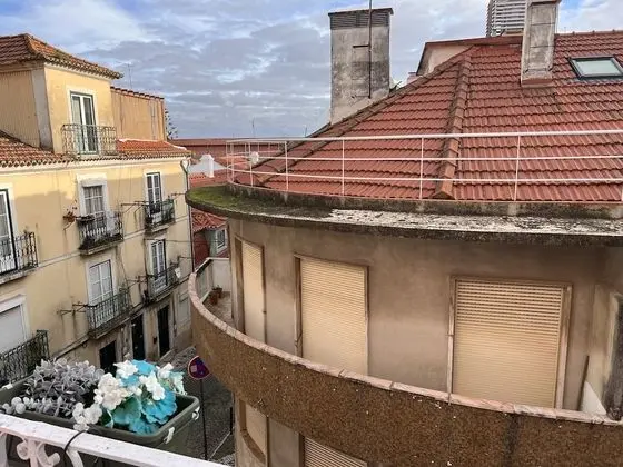 Standard Apart Daire, Balkon
