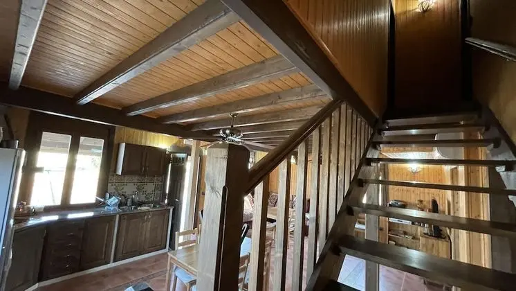 Villa, Banyolu/Duşlu (Casa de Madera)