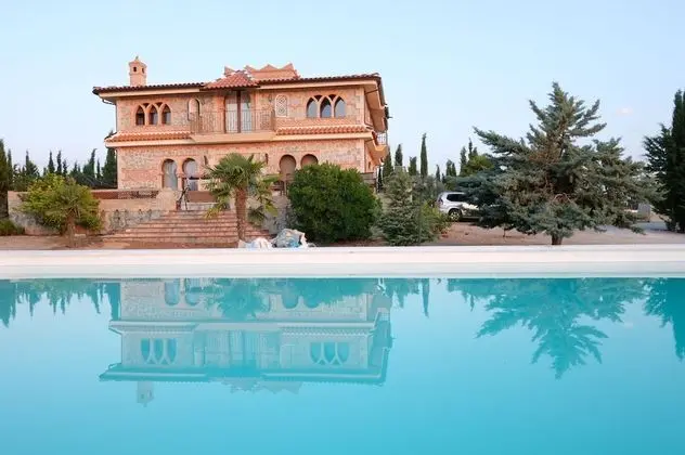 Villa, Banyolu/Duşlu (Patio Nazarí)