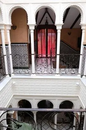 Villa, Banyolu/Duşlu (Patio Nazarí)