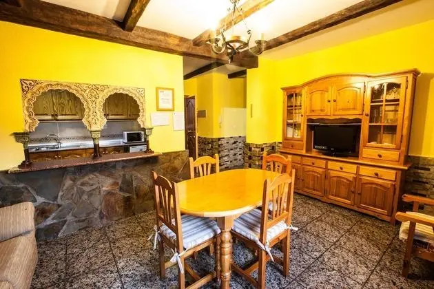 Family Apart Daire, 2 Yatak Odası, Şömine, Dağ Manzaralı