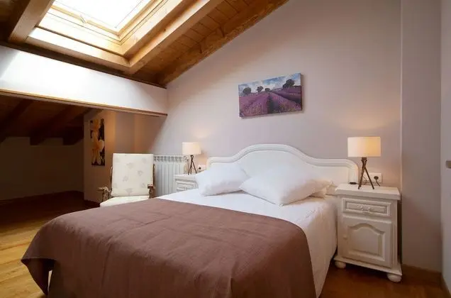 Traditional Ev, Birden Çok Yatak Odası