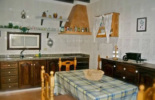 Kır Evi, 3 Yatak Odası, Veranda, Dağ Manzaralı (Maria)