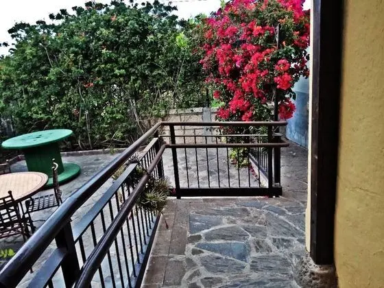 Kır Evi, 3 Yatak Odası, Veranda, Dağ Manzaralı (Maria)