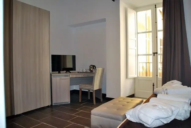 Deluxe Tek Büyük Yataklı Oda, Balkon
