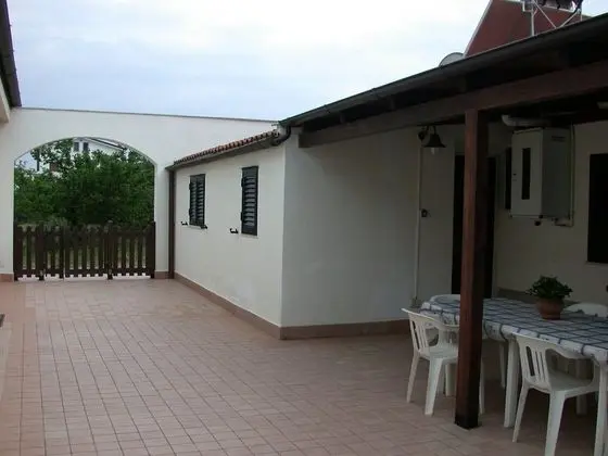 Apart Daire, 2 Yatak Odası, Bahçe Manzaralı