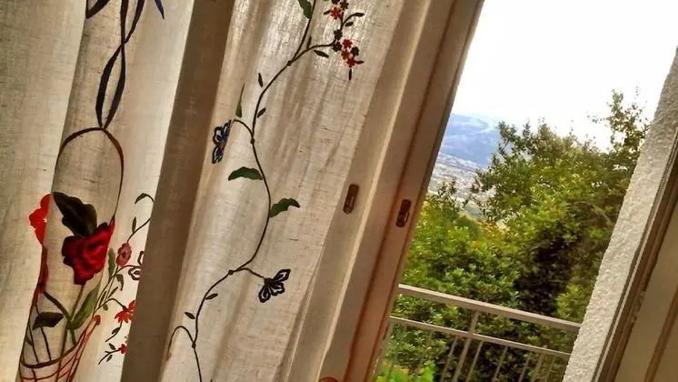 Dört Kişilik Oda, Bahçe Manzaralı