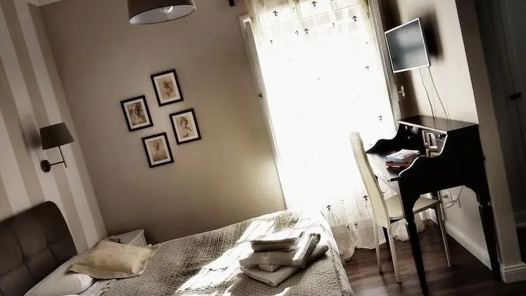 Tek Büyük Yataklı Oda, Dağ Manzaralı