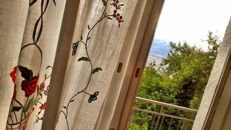 Tek Büyük Yataklı Oda, Dağ Manzaralı