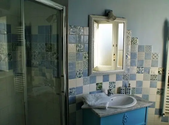 Tek Büyük Yataklı Oda, Dağ Manzaralı