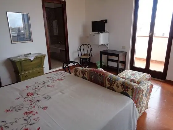 Deluxe Üç Kişilik Oda