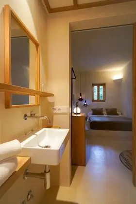 Basic Tek Büyük Yataklı Oda