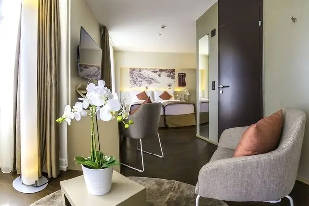 Double Room Large