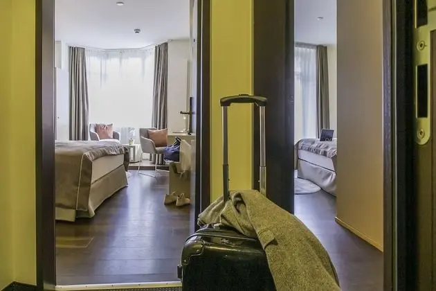 Family Room Medium