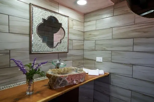 Junior Süit, 1 En Büyük (King) Boy Yatak, Sigara İçilmez, Şehir Manzaralı