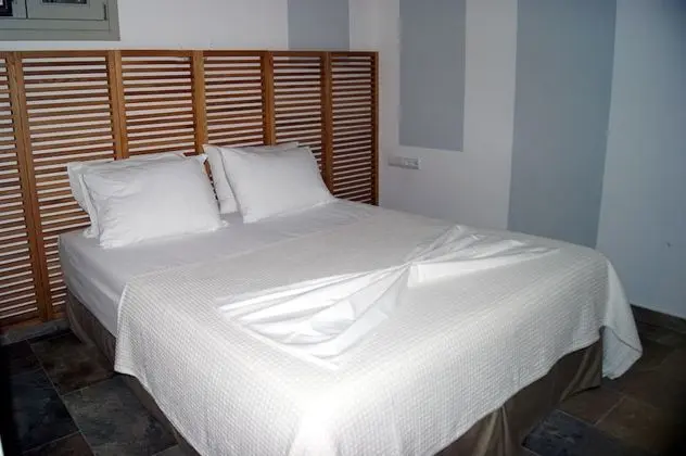 Superior Tek Büyük Yataklı Oda, 2 Yatak Odası (semi ground floor - COCO MAT)