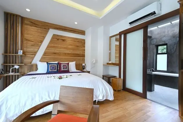 2 Bedroom Bathtub Villa