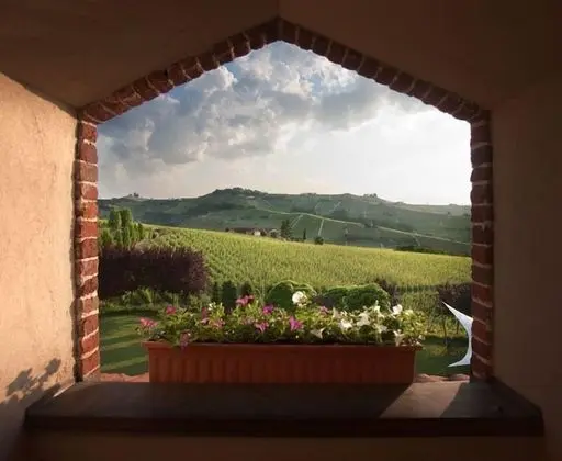 Junior Süit, Üzüm Asması Manzaralı